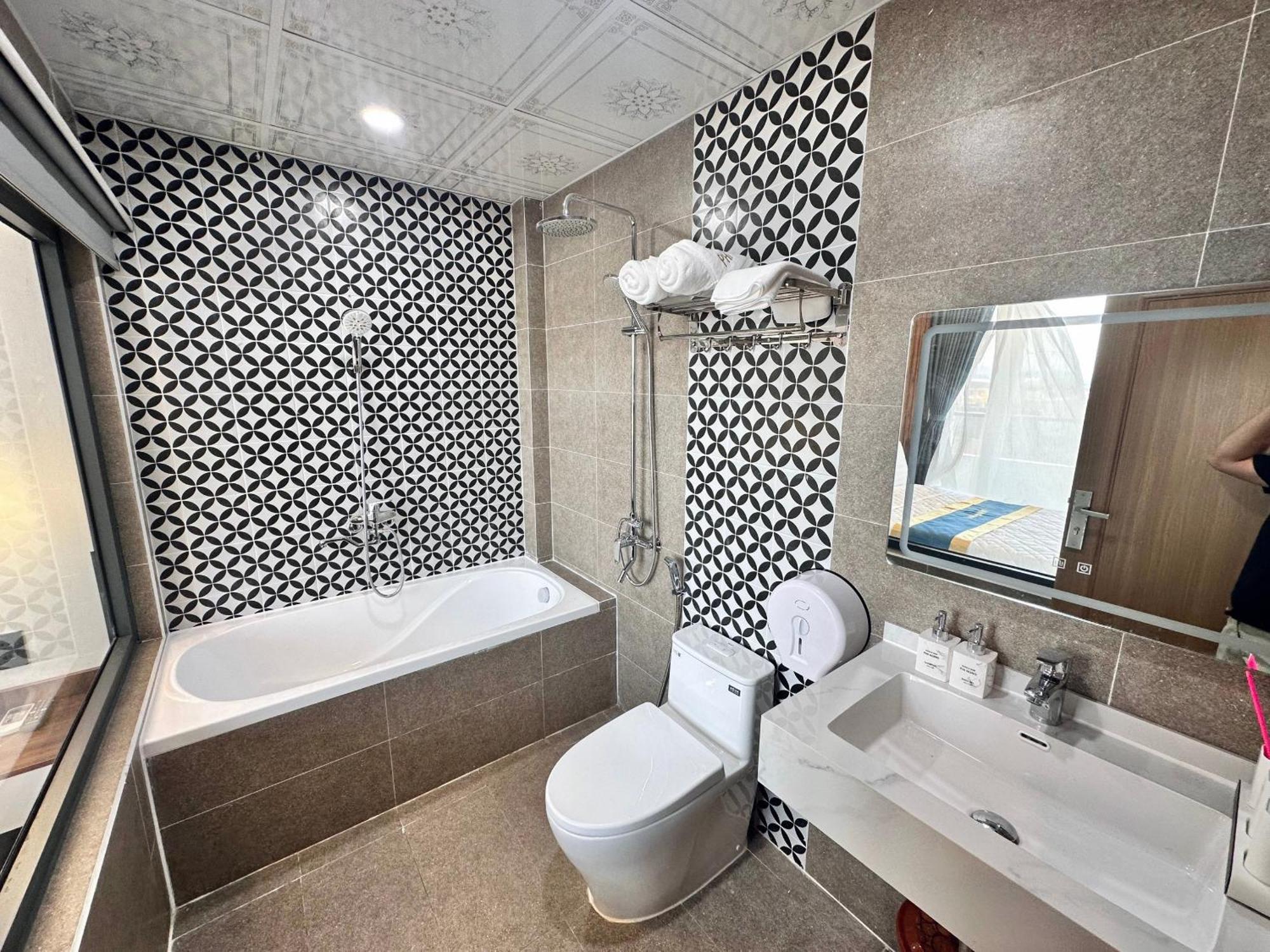 Hotel Phi Hung Tam Kỳ Exterior foto